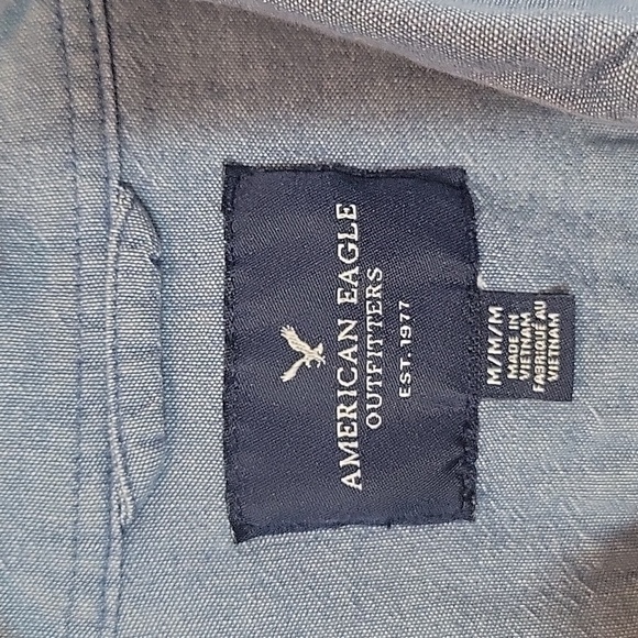 American Eagle Chambray palm trees button up - Picture 2 of 8